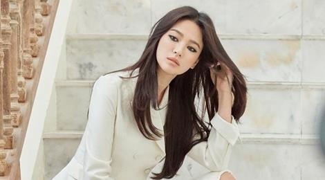 Song Hye Kyo tro lai mang xa hoi voi loat anh moi sau ly hon hinh anh