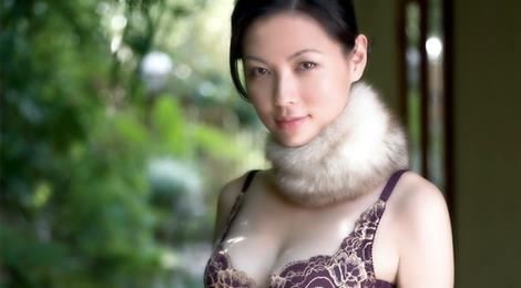 Nu dien vien 'Y Thien Do Long ky' suyt bi lua ban dam hinh anh