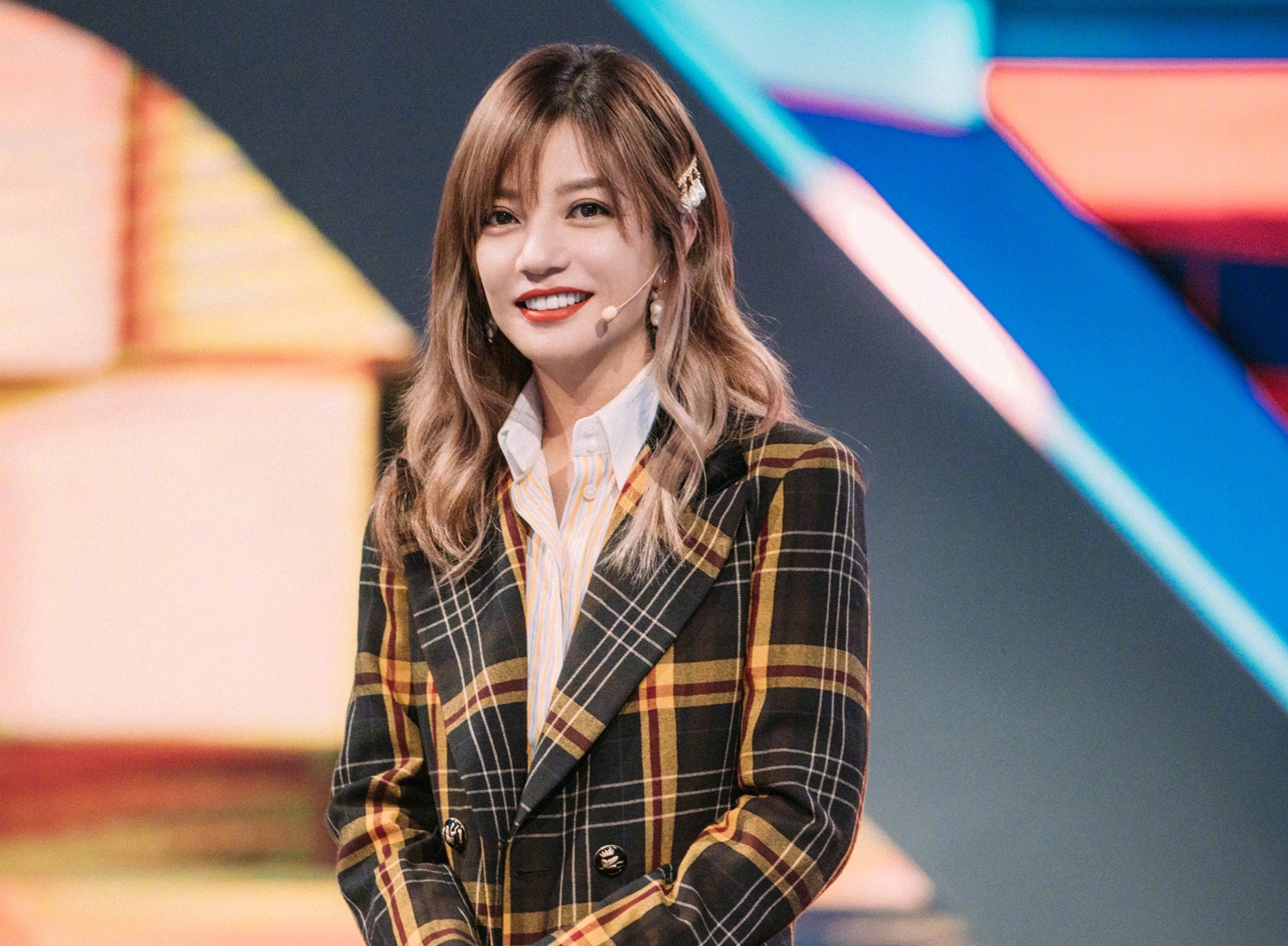 Trieu Vy lam giam khao show Dien vien moi vao cho anh 1