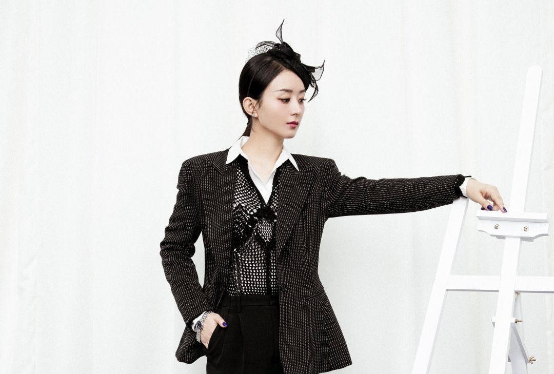 Trieu Le Dinh sinh con anh 8