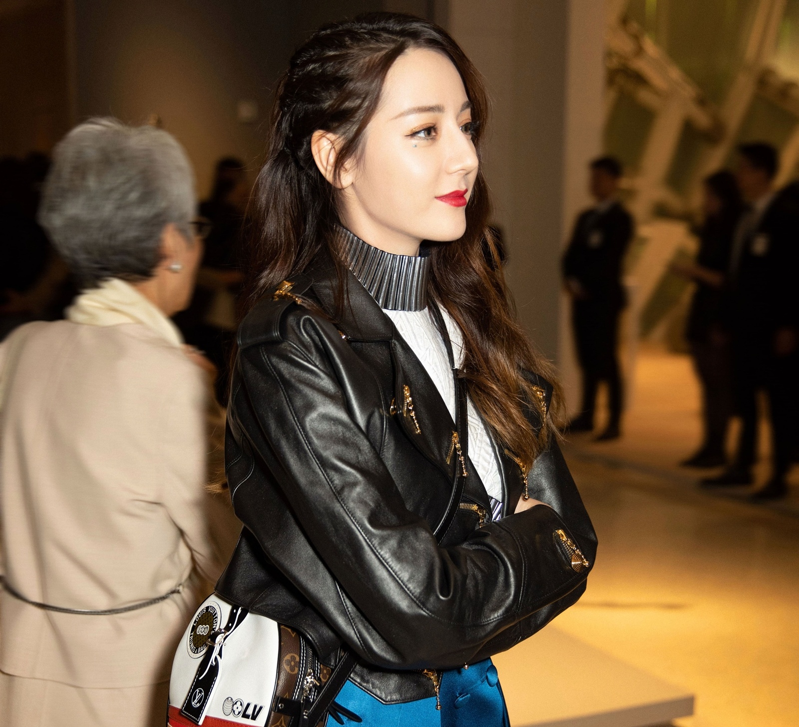 Dich Le Nhiet Ba anh 6