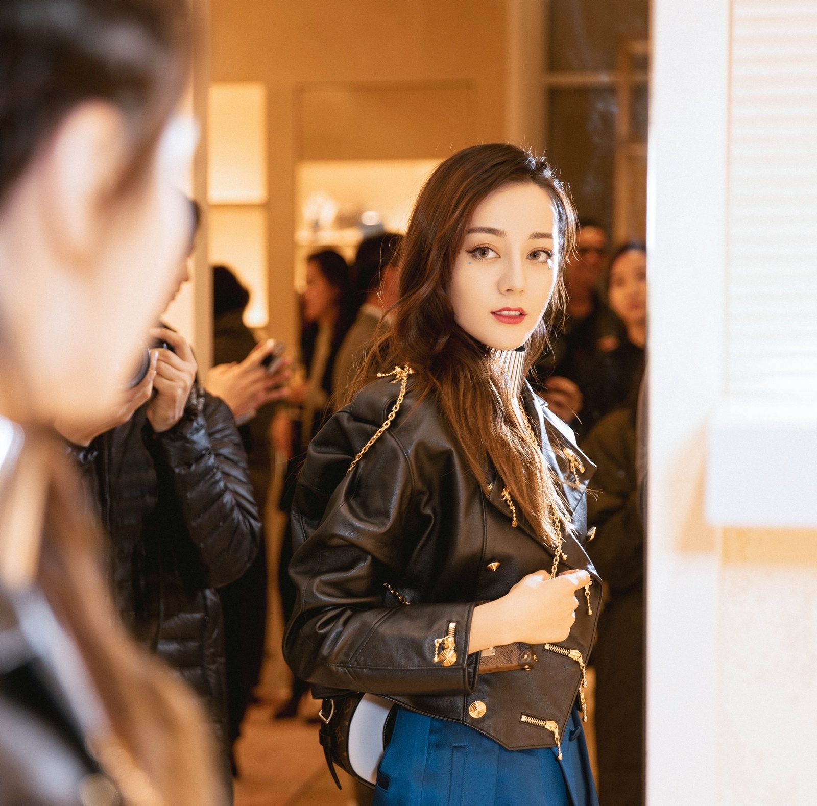 Dich Le Nhiet Ba anh 7