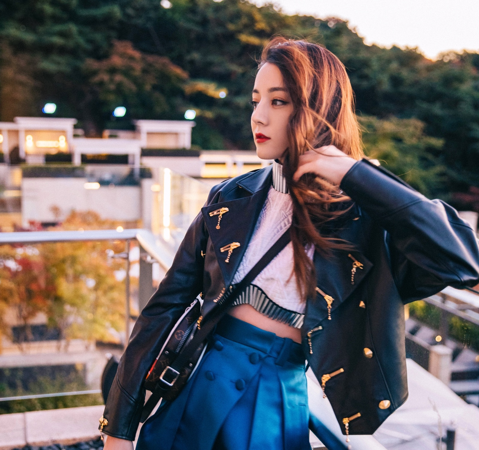 Dich Le Nhiet Ba anh 9