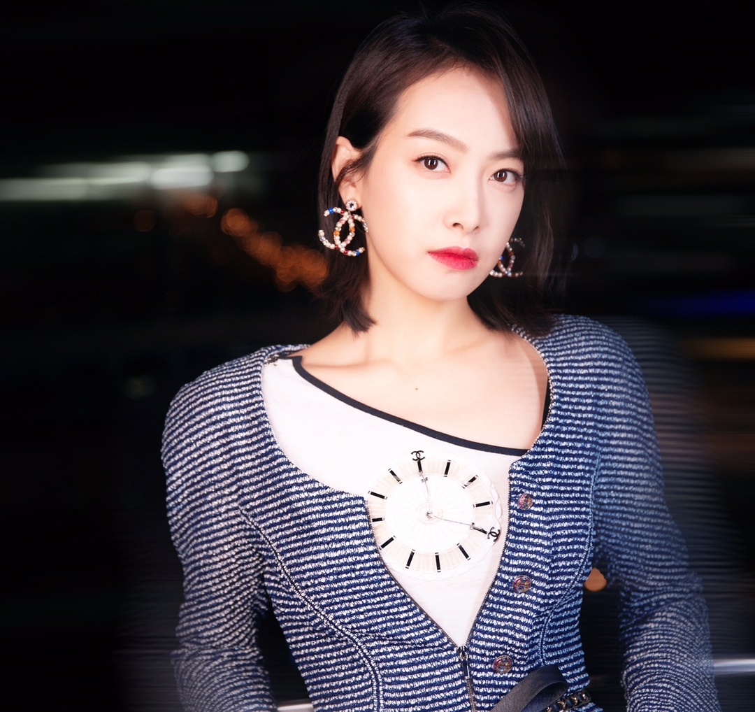 Luu Thi Thi sinh con anh 5