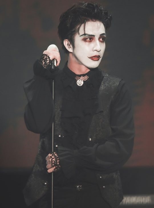 Tiet Chi Khiem bi nga anh 3