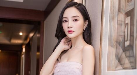 Ly Tieu Lo giai thich ve 3 clip ngoai tinh hinh anh