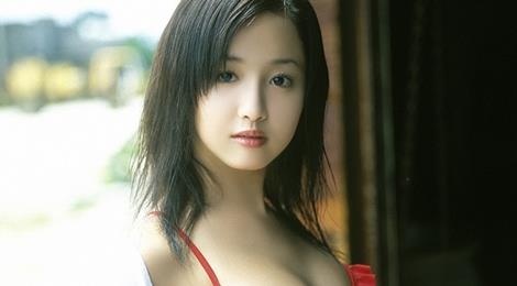 'Quoc bao nhan sac' bi bat giu vi tang tru ma tuy hinh anh