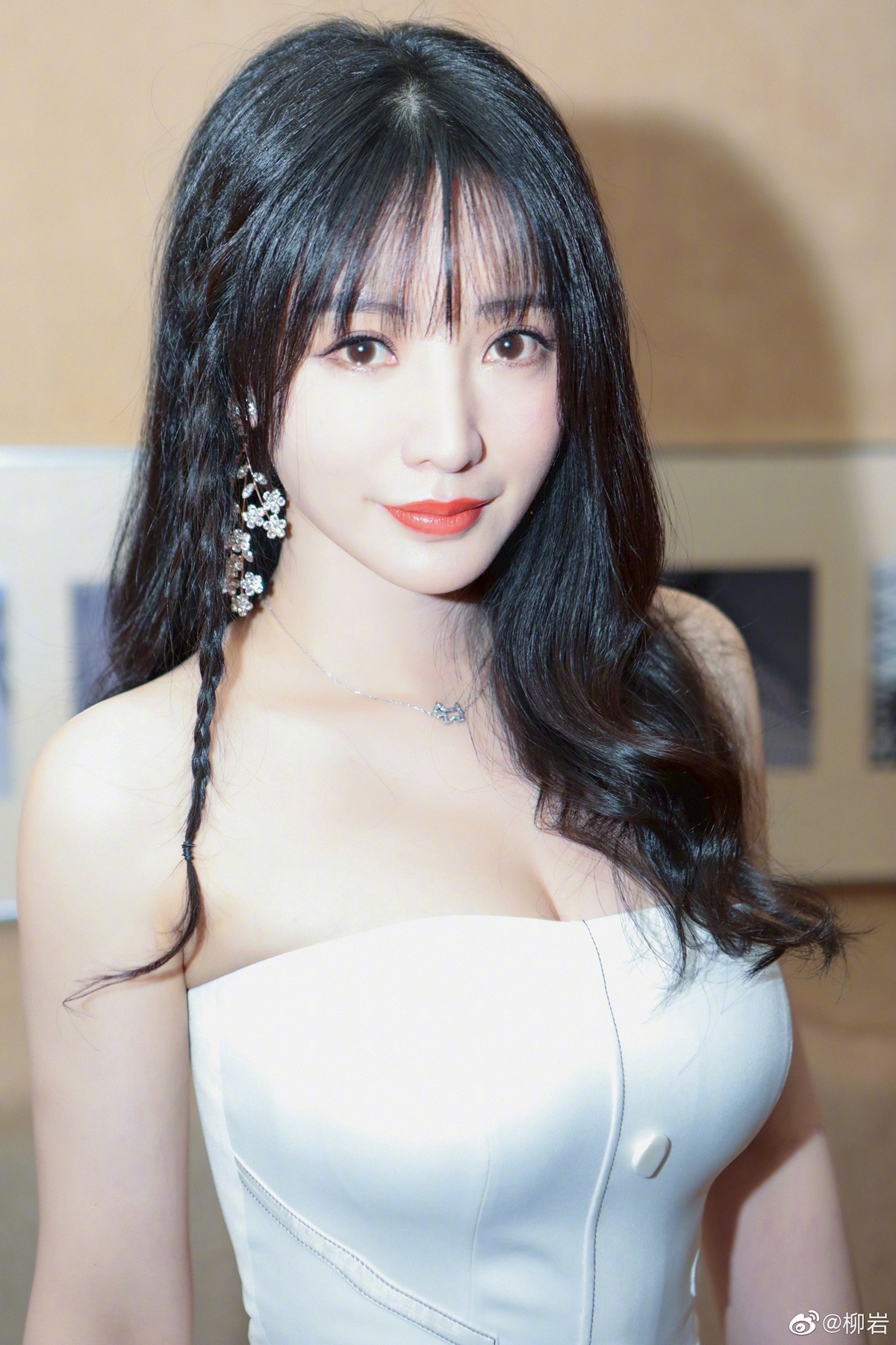 Lieu Nham goi cam anh 4