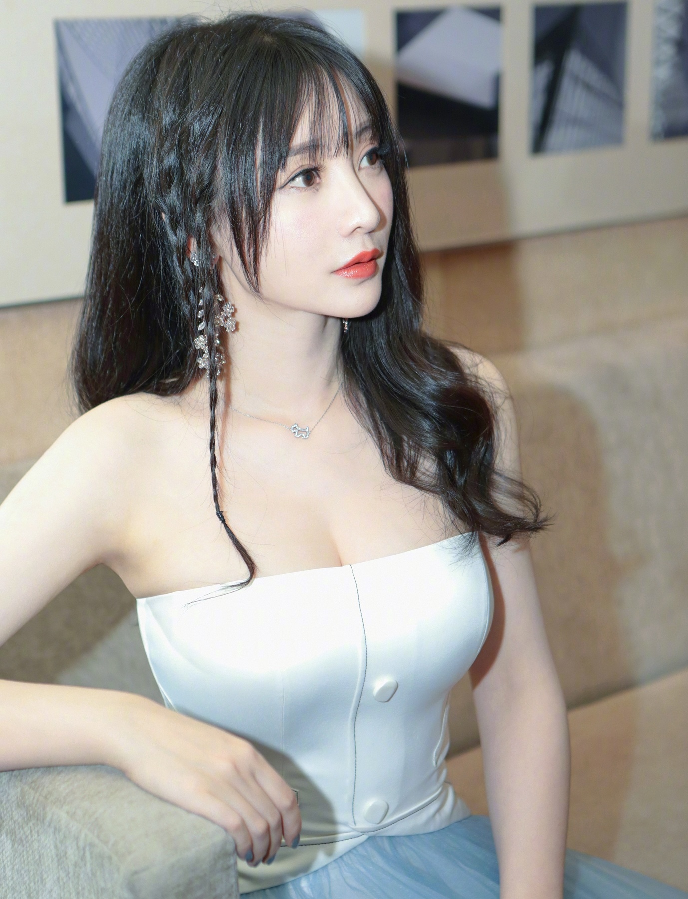 Lieu Nham goi cam anh 5