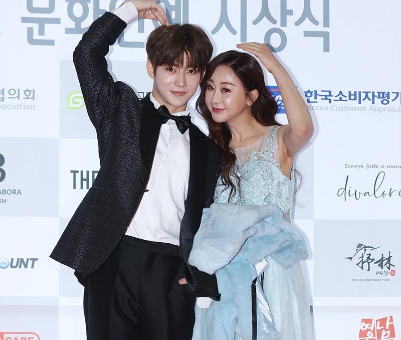 Ham Soo Won va chong tre kem 18 tuoi anh 4