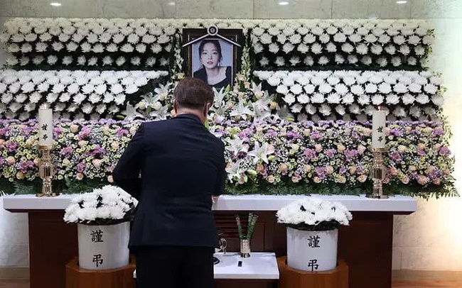 dam tang Goo Hara anh 2