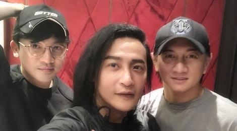 Tinh ban hon 30 nam cua nhom Tieu Ho Doi hinh anh