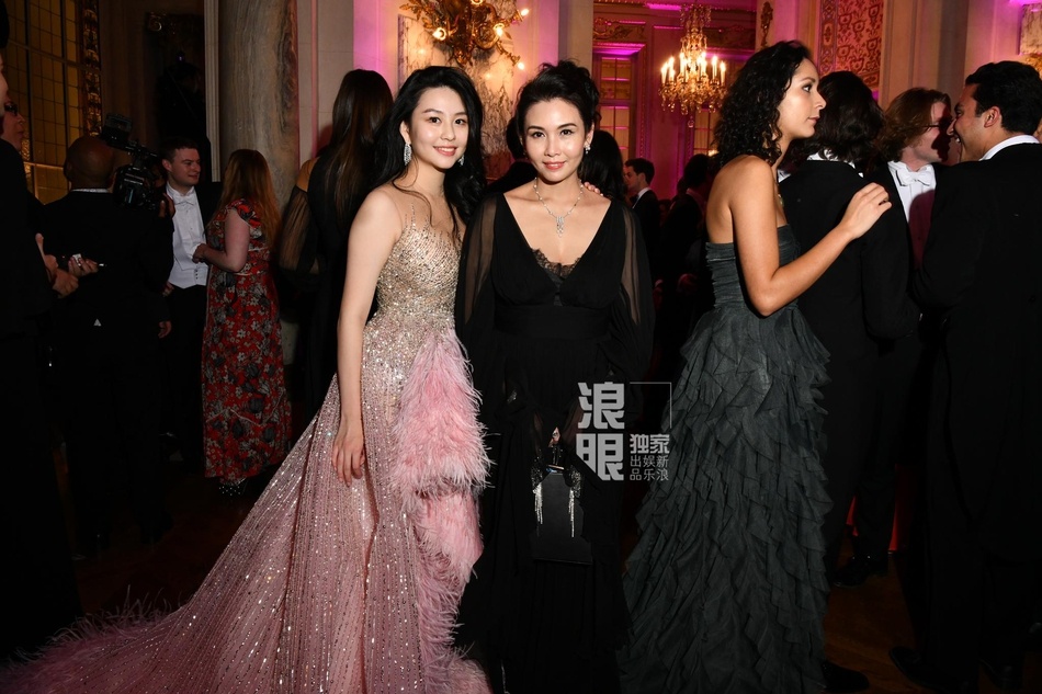 Con gai Ly Lien Kiet tham du le hoi Le Bal anh 5