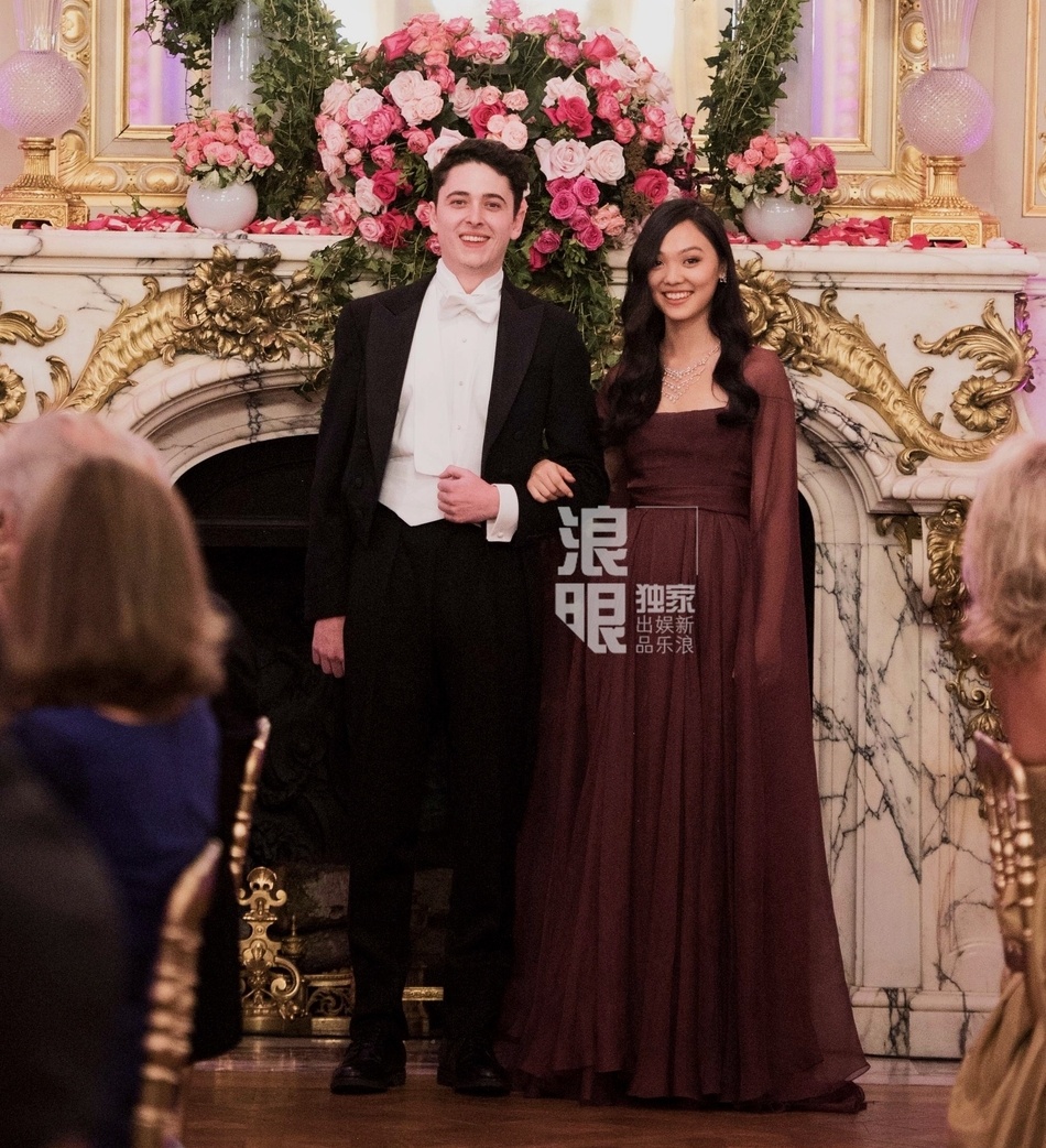 Con gai Ly Lien Kiet tham du le hoi Le Bal anh 2