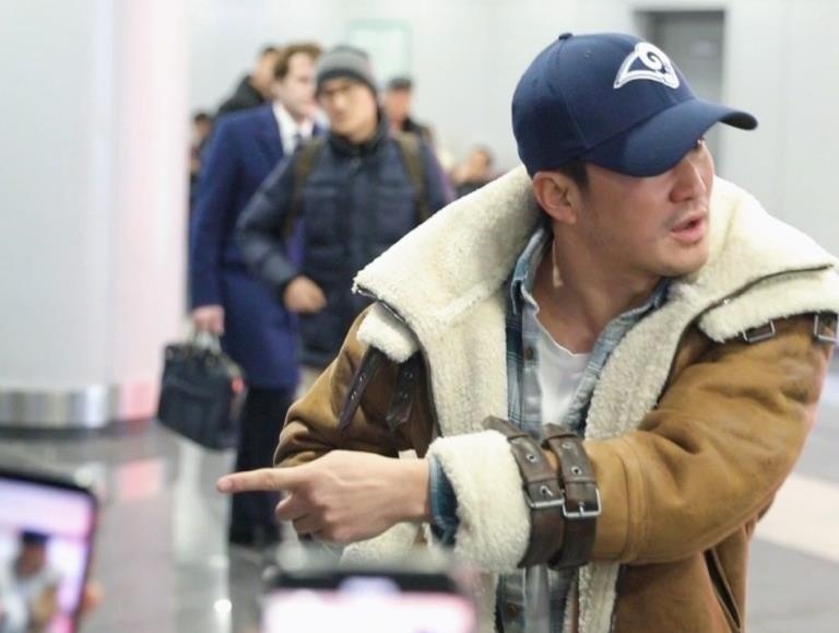 Ngo Kinh chi trich nhung tay san anh hinh anh