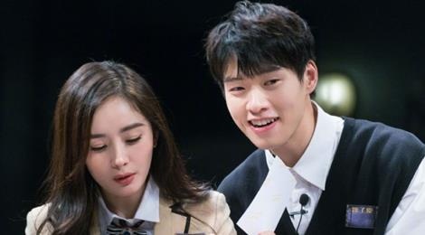 Ban trai tin don theo Duong Mich vao khach san hinh anh