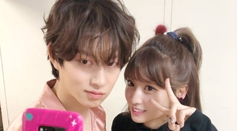 My nhan Twice hen ho dan anh hon 13 tuoi hinh anh