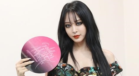 Kim Tae Hee, Han Ye Seul dep lan at dan idol tre tuoi hinh anh
