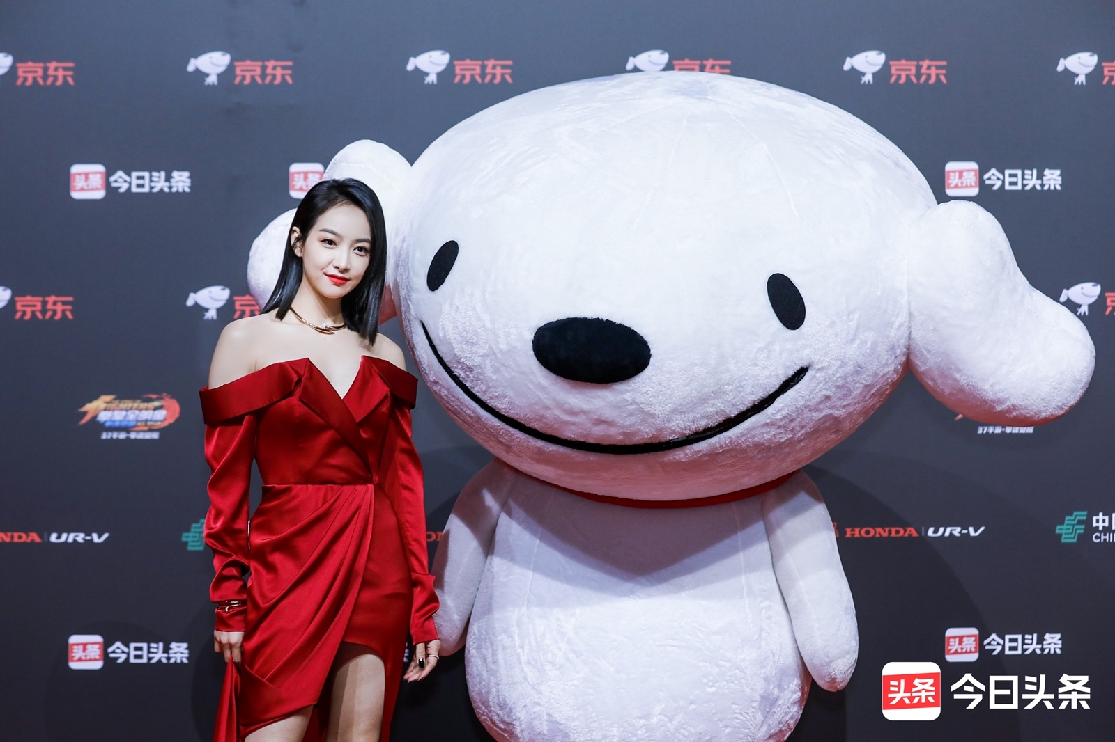 Dich Le Nhiet Ba anh 7