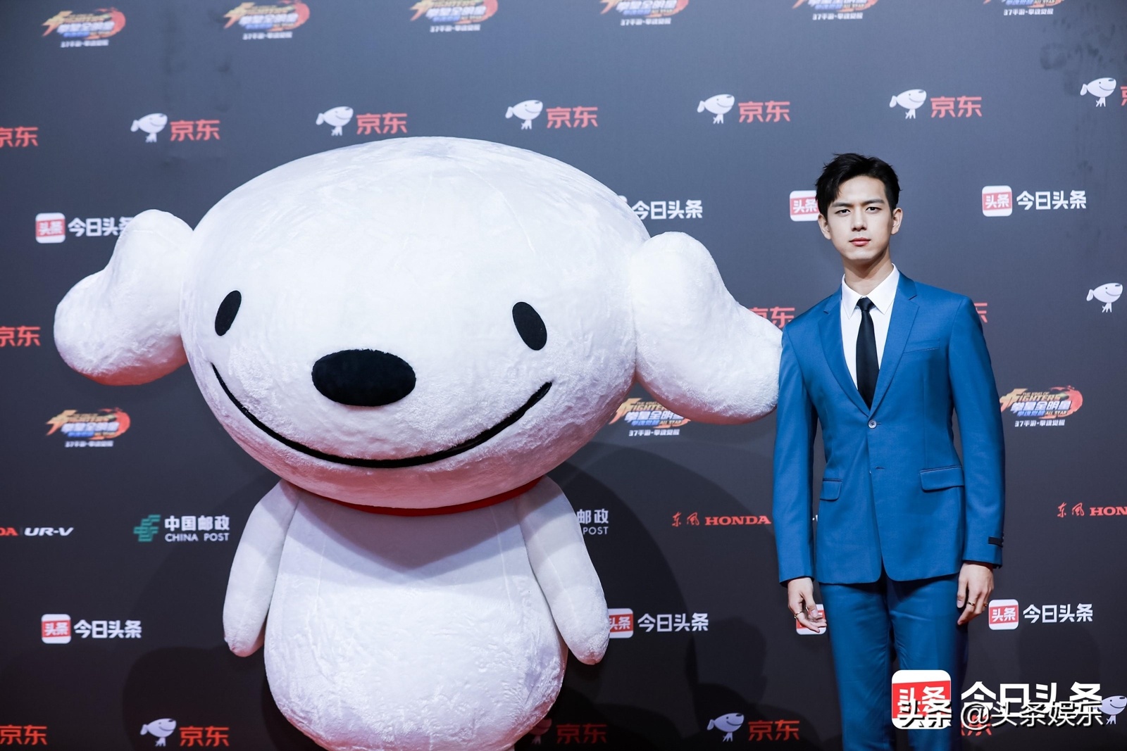 Dich Le Nhiet Ba anh 12