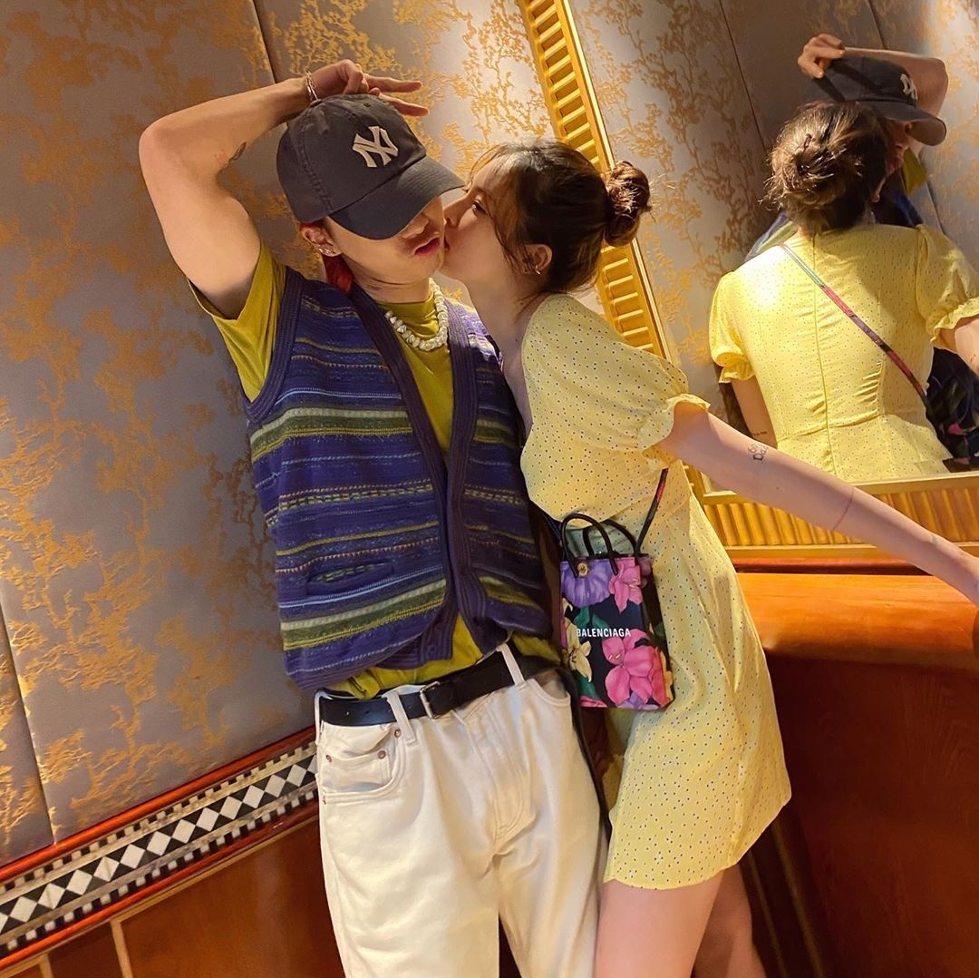 HyunA va ban trai anh 2