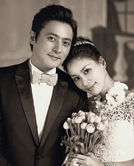 Song Hye Kyo ly hon anh 2