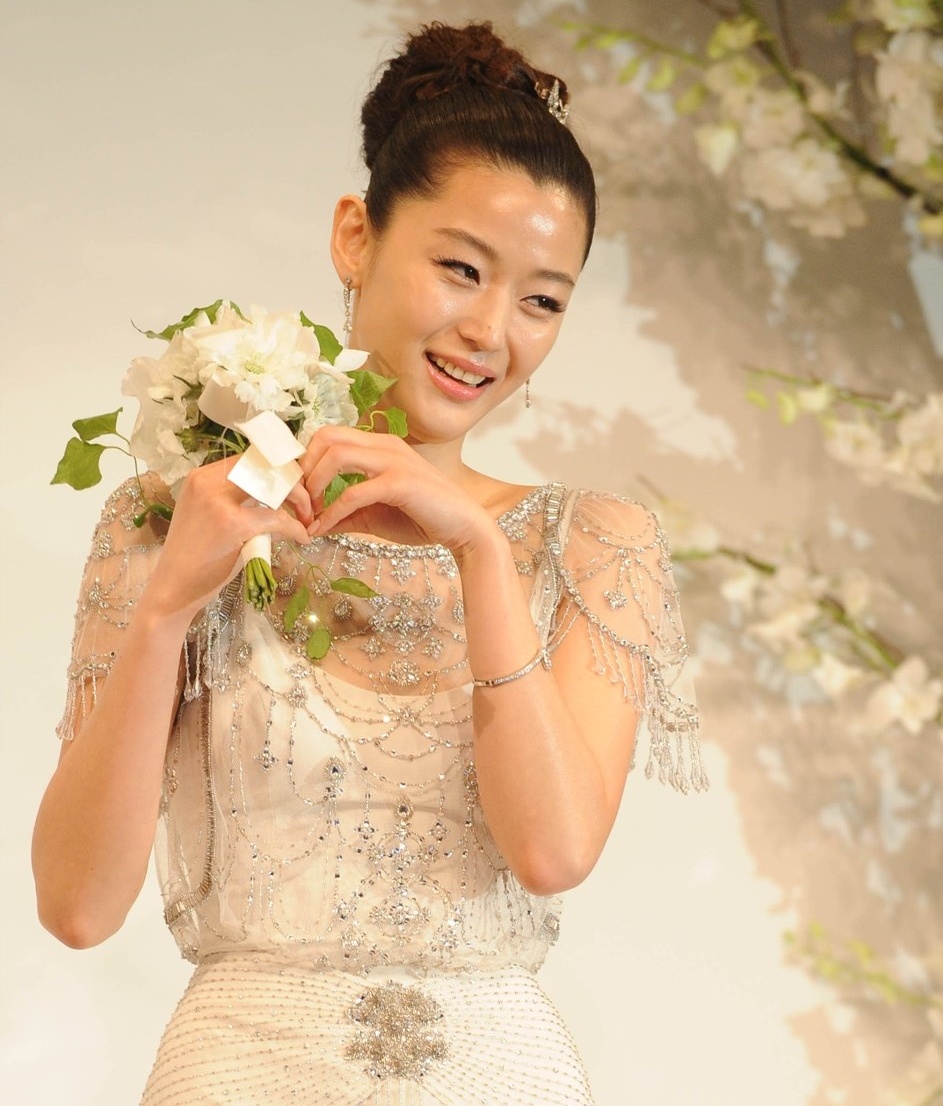 Song Hye Kyo ly hon anh 7