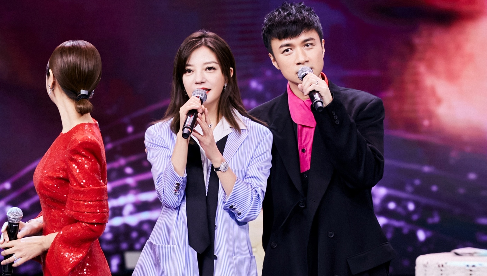 Nhac phim 'Tan dong song ly biet' hinh anh