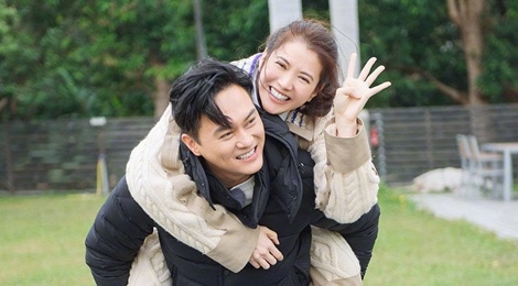 19 nam yeu khong mang sinh tu cua Truong Tri Lam - Vien Vinh Nghi hinh anh