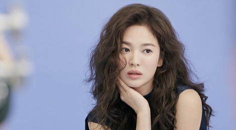 Song Hye Kyo duoc khen dep khi de toc xoan hinh anh
