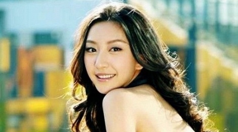 Nguoi than cua Duong Nhat Phi khoi benh sau khi nhiem virus corona hinh anh