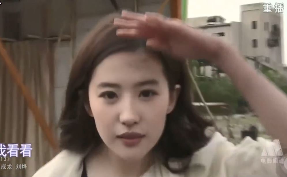 Luu Diec Phi dep diu dang trong video hau truong phim hinh anh