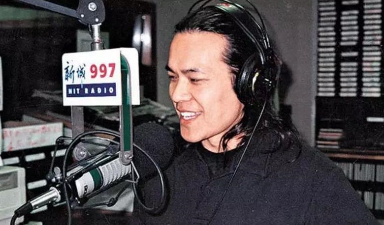 Hong Trieu Phong cong khai dong tinh anh 1