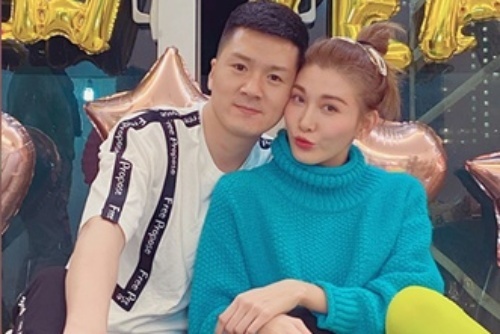 Ly The Hoa song kin tieng sau ket hon hinh anh