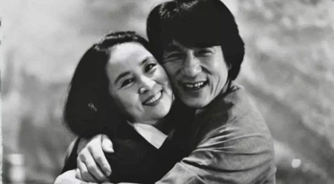 Thanh Long an can ben vo tren phim truong sau khi bi chi trich hinh anh