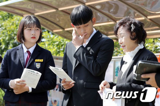 hai con Choi Jin Sil anh 2