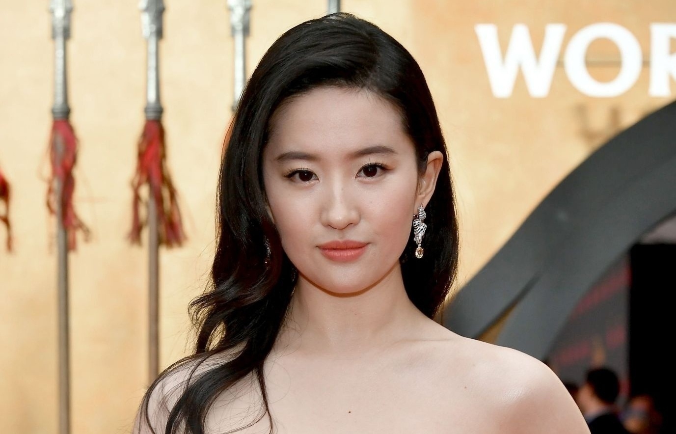 Luu Diec Phi goi cam trong buoi ra mat phim 'Hoa Moc Lan' hinh anh