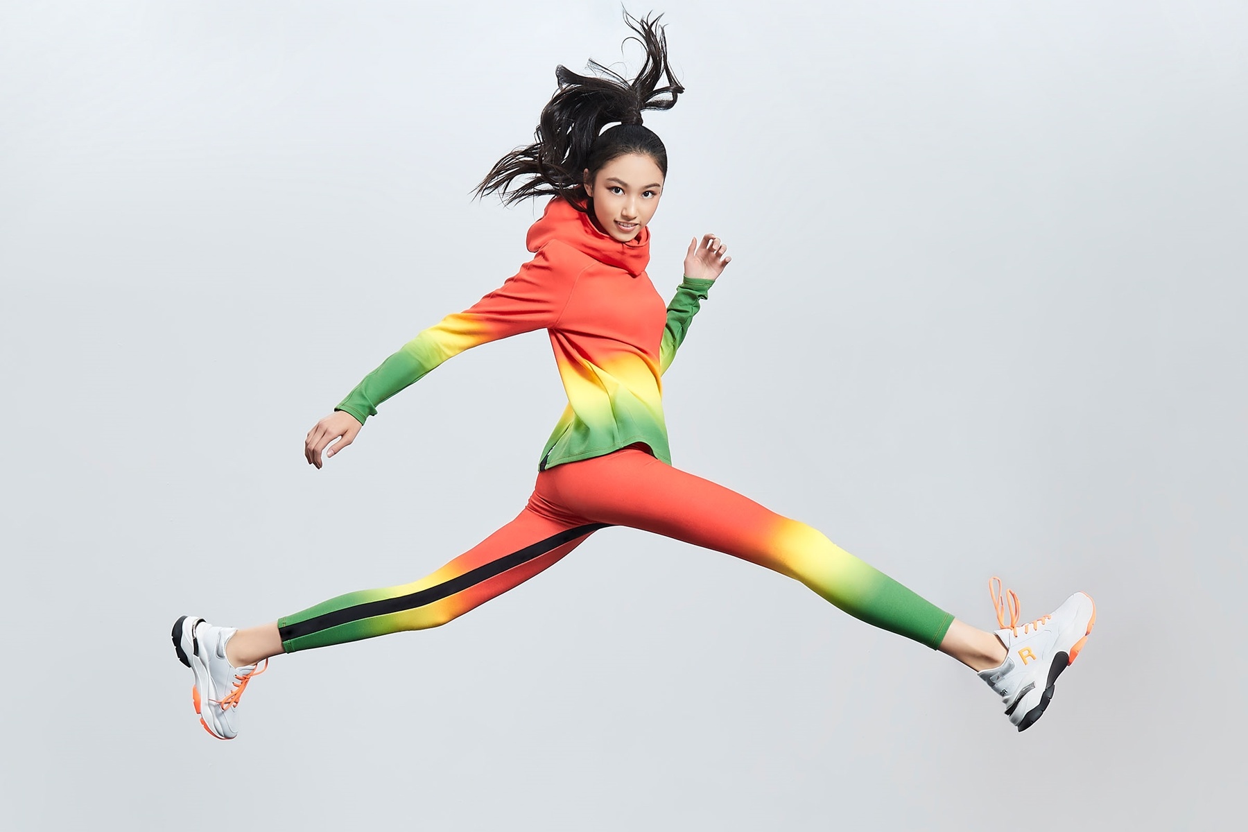 con gai Nham Dat Hoa anh 2