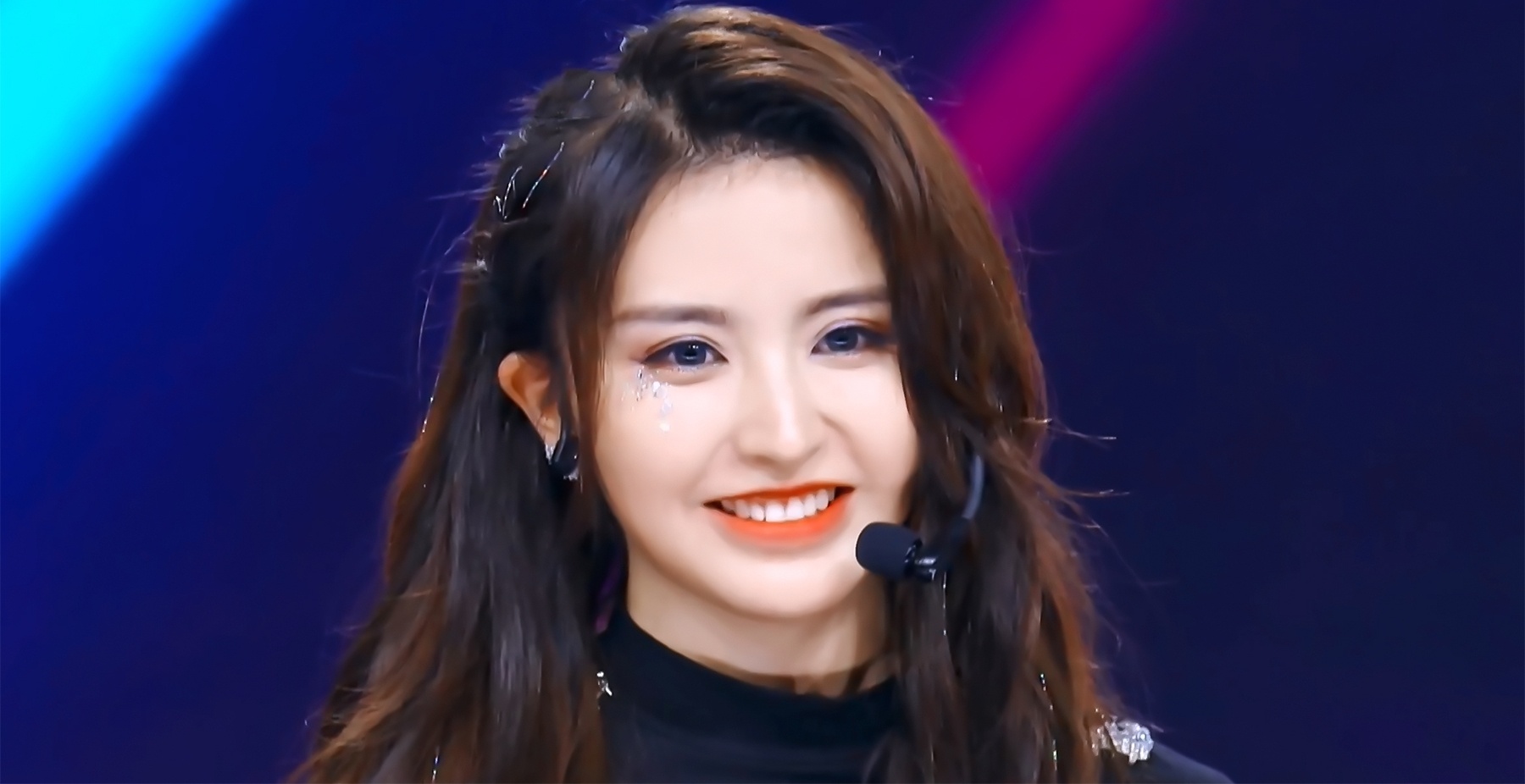 Kim Tu Ham quyen ru trong phan trinh dien 'Mama' hinh anh