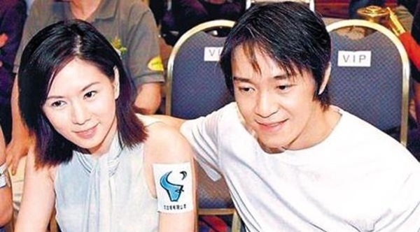 Cuoc doi bi kich cua co gai khien Chau Tinh Tri day dut tiec nuoi hinh anh