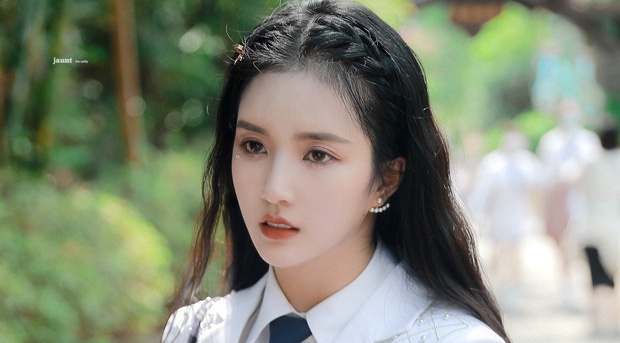 Nhan sac nu than hat toc va dan thi sinh noi bat Sang tao doanh 2020 hinh anh