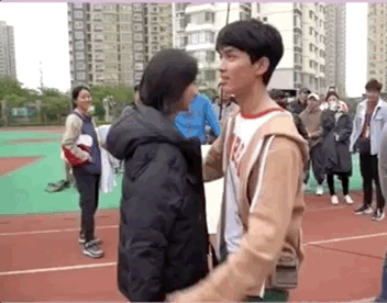 hau truong quay phim Y Thien Do Long ky anh 13