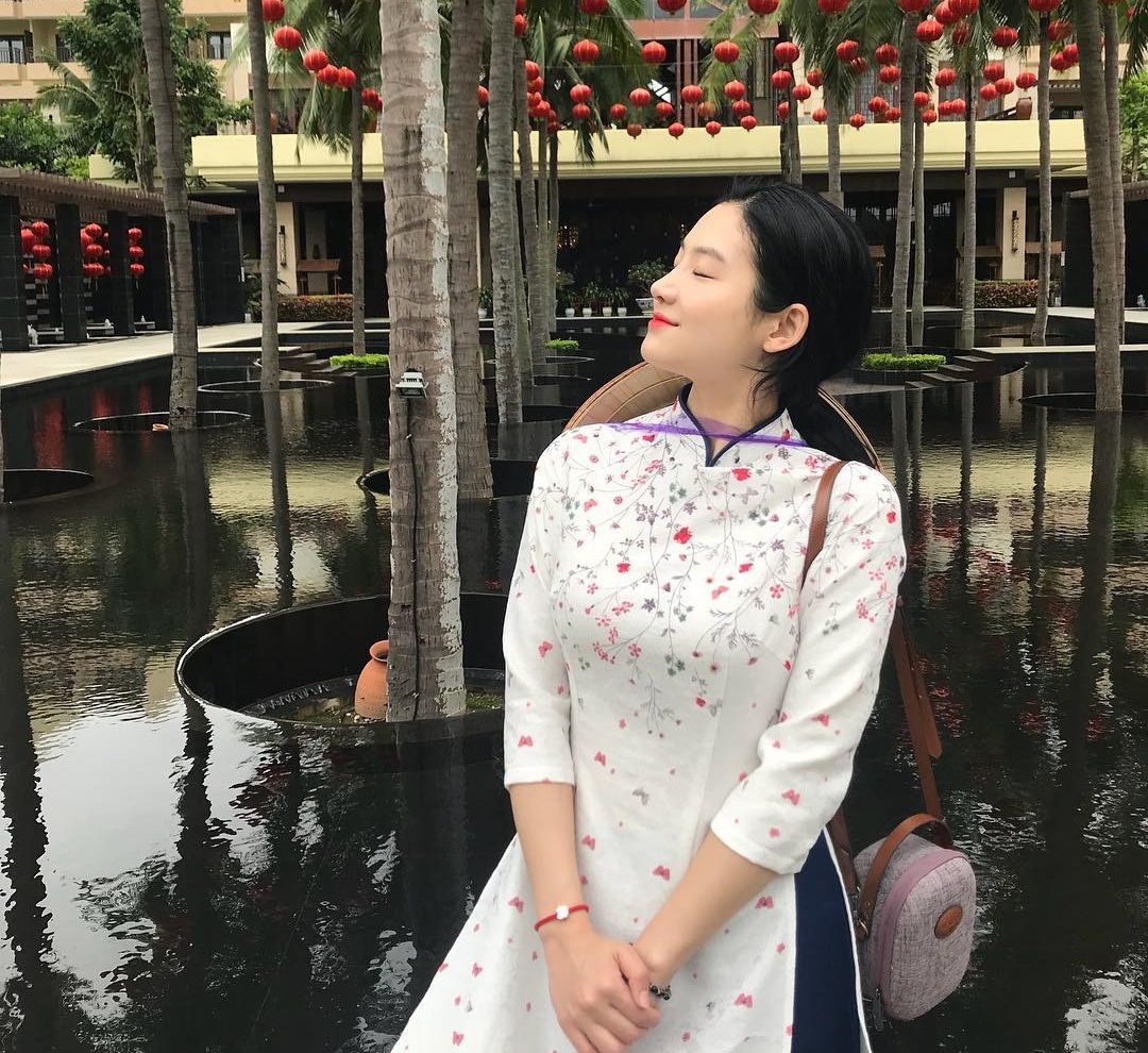 nu chinh Extracurricular anh 15