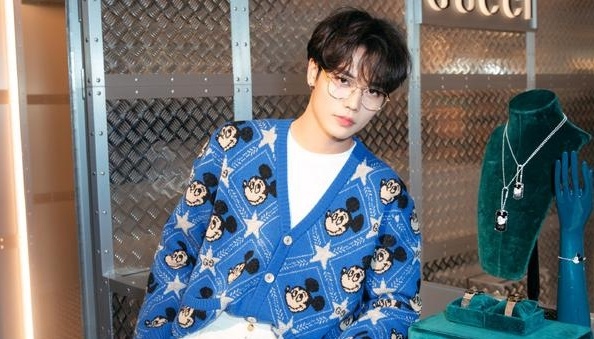 Cuc Tinh Y noi doi anh 14