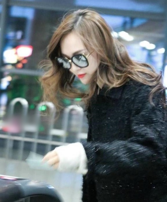 Cuc Tinh Y noi doi anh 10