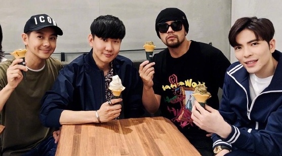 Dan nam than quyen luc nhat Dai Loan tu hop hinh anh