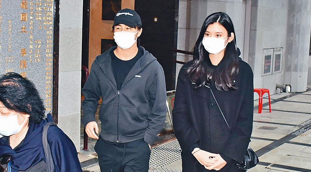 He Mong Dao va gia dinh trong le tang 'vua song bac' hinh anh