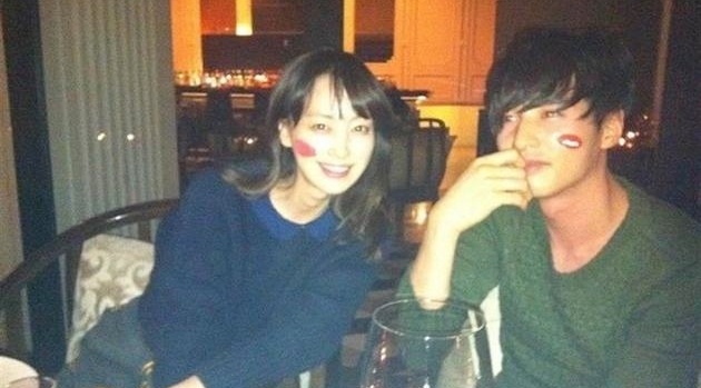 Anh chup chung hiem hoi cua Won Bin - Lee Na Young hinh anh