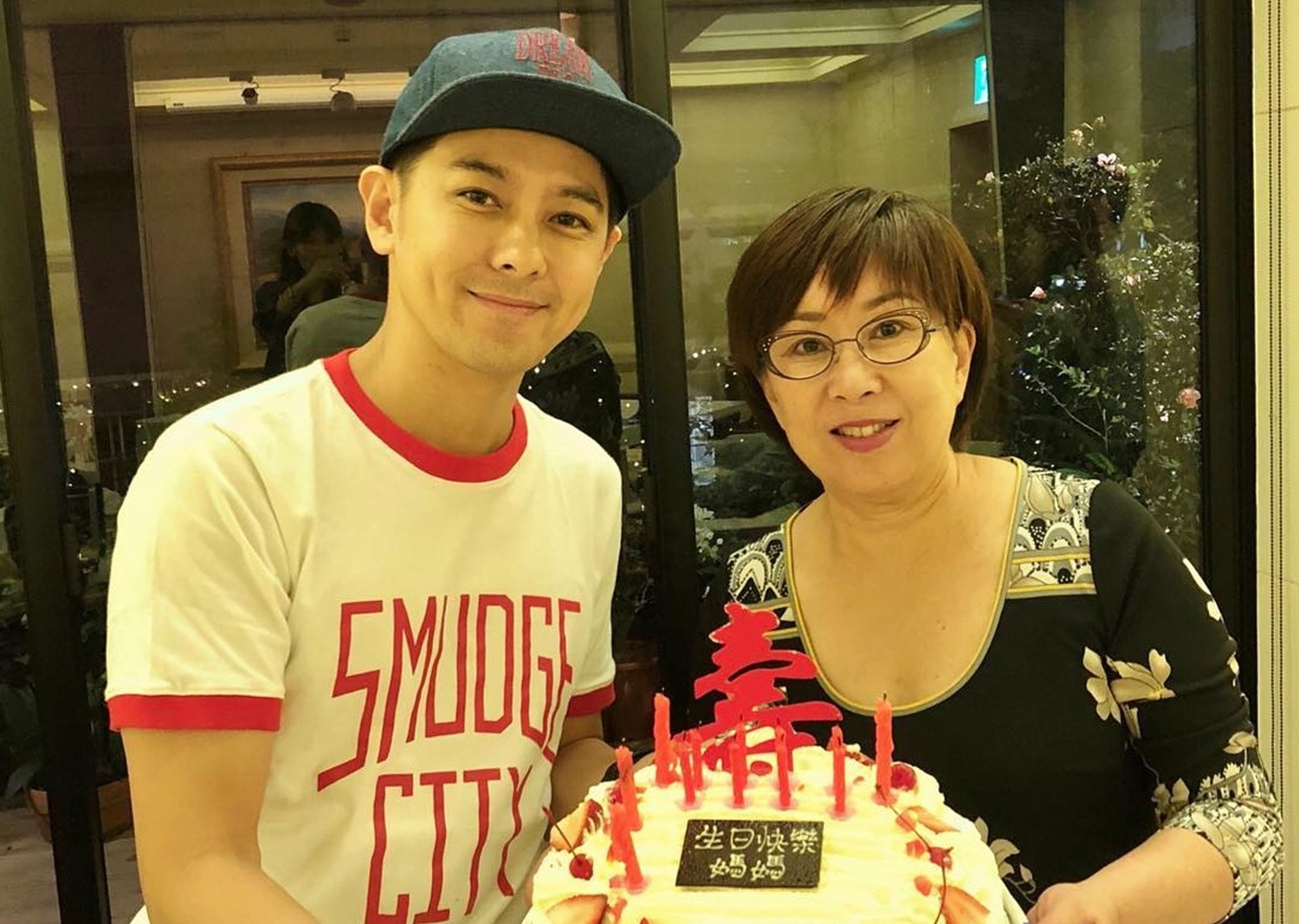 Lam Chi Dinh noi doi anh 3