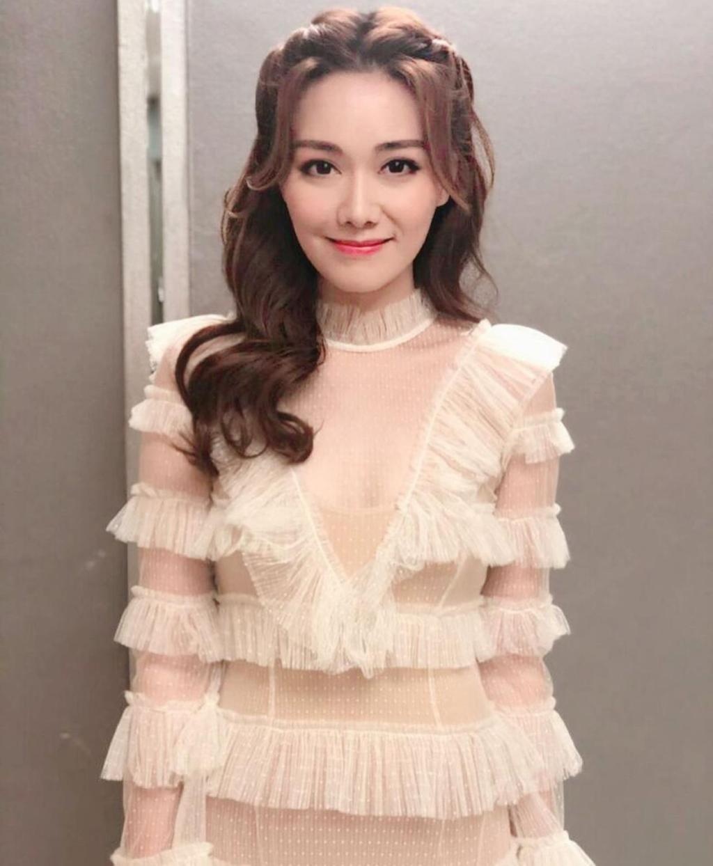 Ma Quoc Minh hen ho Thang Lac Van anh 12